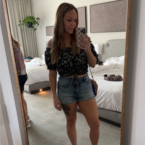 trisharroberts